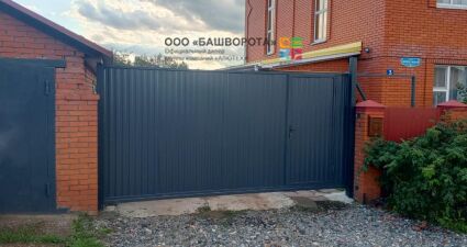 Ворота откатные сварные.