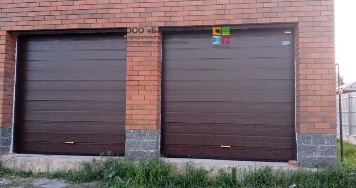 Гаражные секционные ворота Тренд
